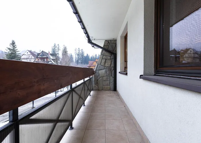 Krzeptowskiego By Bookinghost *